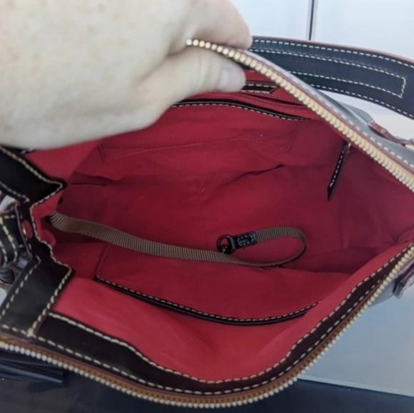 Dooney & Bourke, Black Leather Hobo Shoulder Bag - Picture 8 of 9